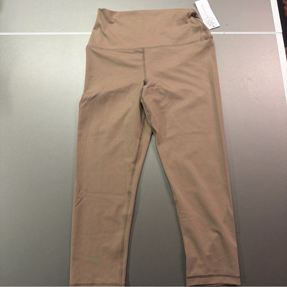 NWT Yogalicious High Waisted Leggings Women's Size Large Brown